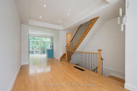Photo 4 at 476 King Street E, Moss Park, Toronto