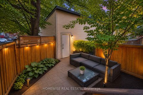 Photo 10 at 476 King Street E, Moss Park, Toronto