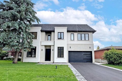 Photo 0 at 32 Cossar Avenue, Aurora Highlands, Aurora