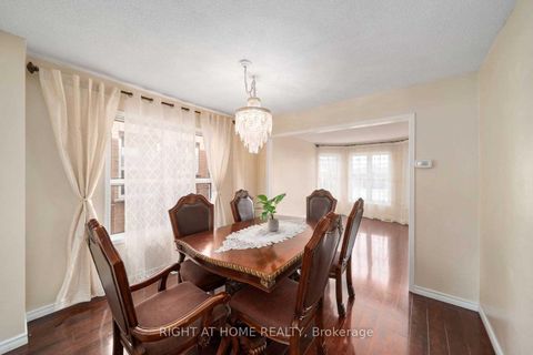 Photo 6 at 94 WARD Drive, Painswick South, Barrie