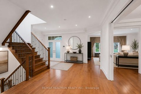 Photo 1 at 93 Oak Avenue, South Richvale, Richmond Hill