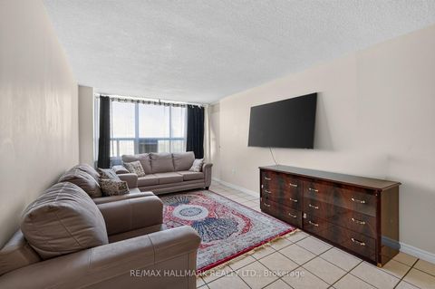Photo 8 at 912 - 370 Dixon Road, The Westway, Toronto