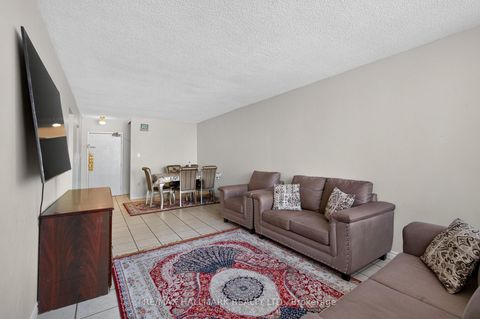 Photo 9 at 912 - 370 Dixon Road, The Westway, Toronto