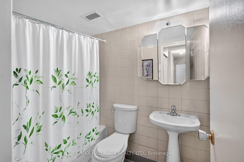 Photo 25 at 912 - 370 Dixon Road, The Westway, Toronto