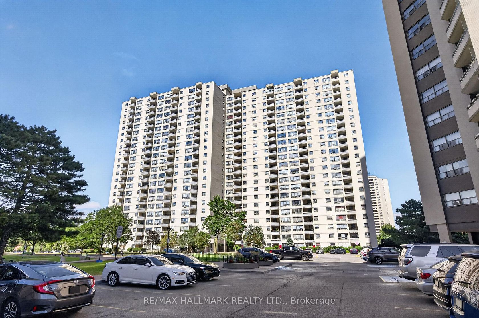 912 - 370 Dixon Road, The Westway, Toronto photo 9