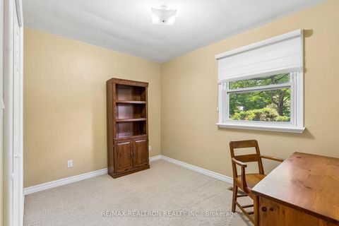 Photo 18 at 957 JANETTE Street, Leslie Valley, Newmarket