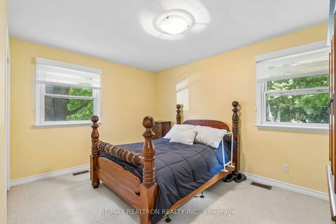 Photo 22 at 957 JANETTE Street, Leslie Valley, Newmarket