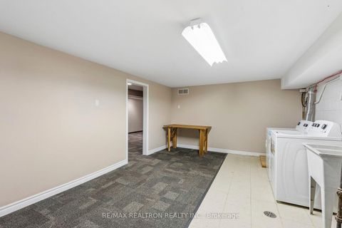 Photo 25 at 957 JANETTE Street, Leslie Valley, Newmarket