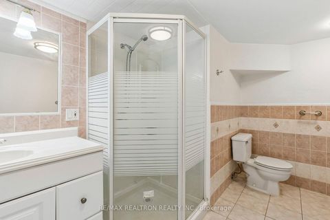 Photo 34 at 957 JANETTE Street, Leslie Valley, Newmarket