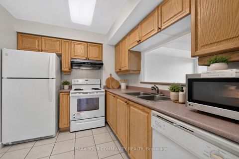 Photo 2 at 1729 - 68 Corporate Drive, Woburn, Toronto
