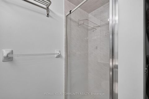 Photo 10 at 1729 - 68 Corporate Drive, Woburn, Toronto