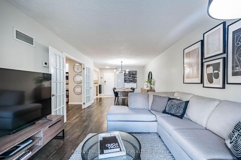 Photo 6 at 210 - 299 Mill Road, Markland Wood, Toronto