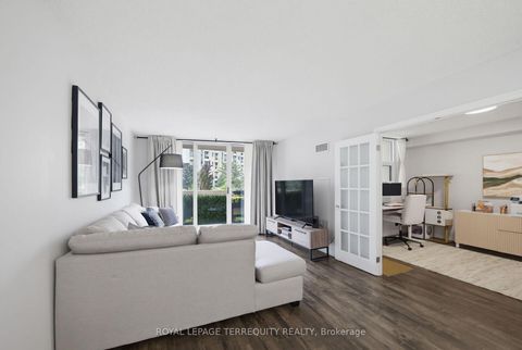 Photo 10 at 210 - 299 Mill Road, Markland Wood, Toronto