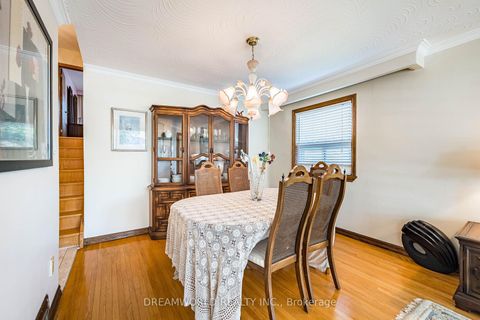 Photo 10 at 297 Derrydown Road, York University Heights, Toronto