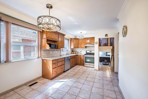 Photo 12 at 297 Derrydown Road, York University Heights, Toronto