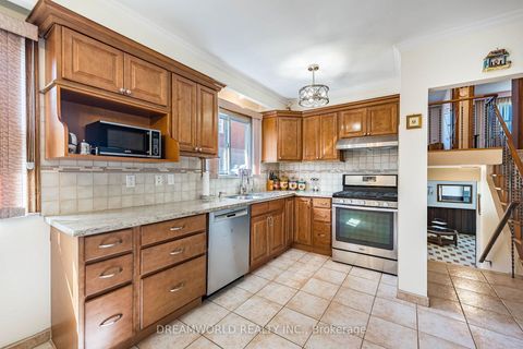 Photo 14 at 297 Derrydown Road, York University Heights, Toronto