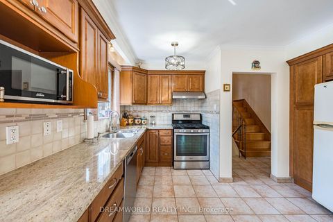 Photo 16 at 297 Derrydown Road, York University Heights, Toronto