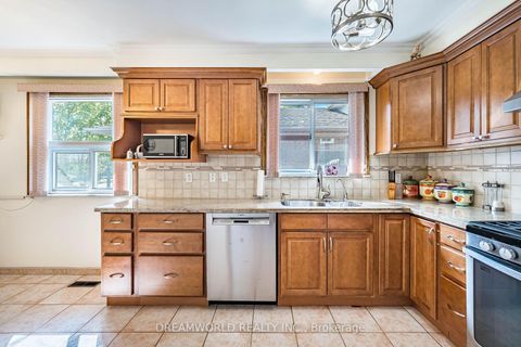 Photo 17 at 297 Derrydown Road, York University Heights, Toronto