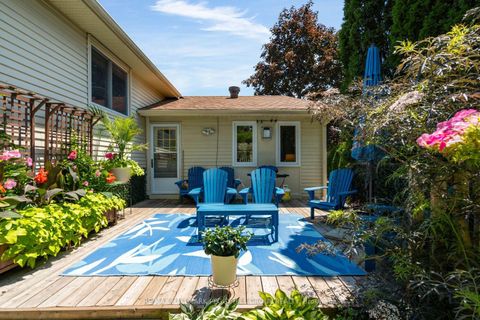 Photo 1 at 6 Oren Boulevard, Sunnidale, Barrie