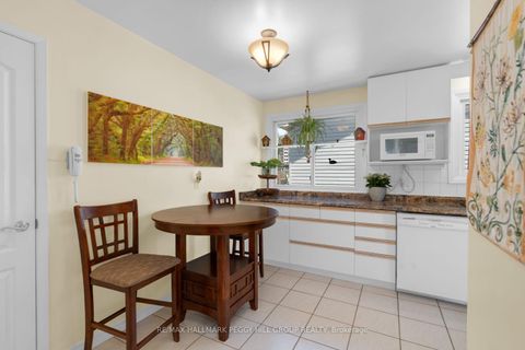 Photo 8 at 6 Oren Boulevard, Sunnidale, Barrie