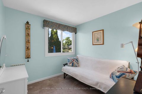 Photo 10 at 6 Oren Boulevard, Sunnidale, Barrie