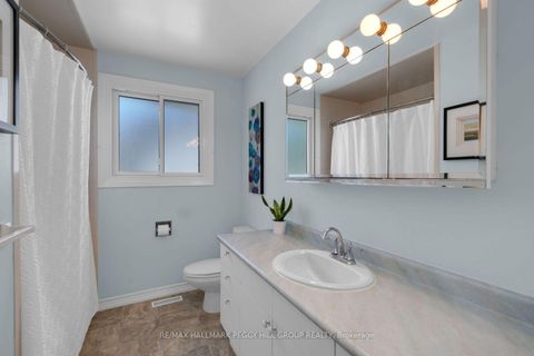 Photo 12 at 6 Oren Boulevard, Sunnidale, Barrie