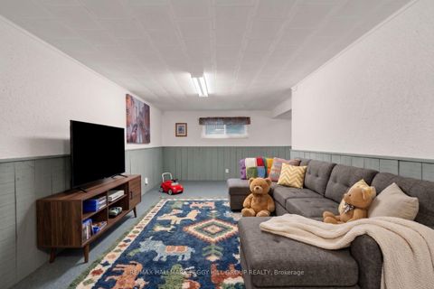 Photo 13 at 6 Oren Boulevard, Sunnidale, Barrie