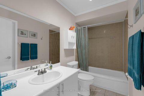 Photo 7 at 5 Barwick Drive, West Bayfield, Barrie