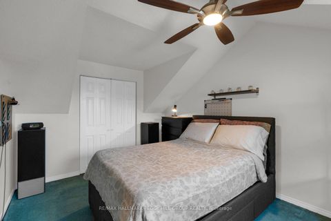 Photo 8 at 5 Barwick Drive, West Bayfield, Barrie