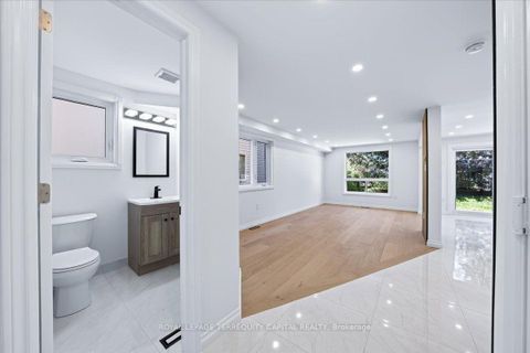 Photo 5 at 4 Cassandra Drive, East Bayfield, Barrie
