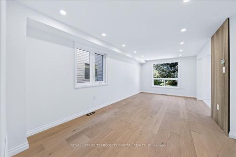 Photo 7 at 4 Cassandra Drive, East Bayfield, Barrie