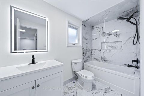 Photo 21 at 4 Cassandra Drive, East Bayfield, Barrie