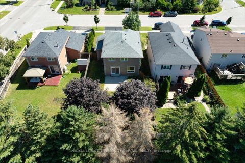Photo 31 at 4 Cassandra Drive, East Bayfield, Barrie
