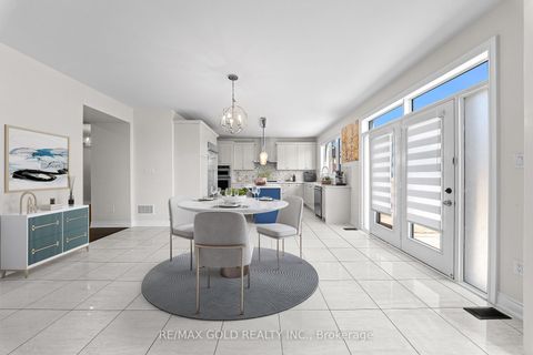 Photo 4 at 600 Mactier Drive, Kleinburg, Vaughan