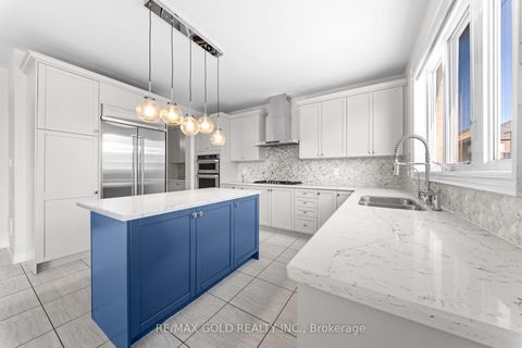Photo 6 at 600 Mactier Drive, Kleinburg, Vaughan
