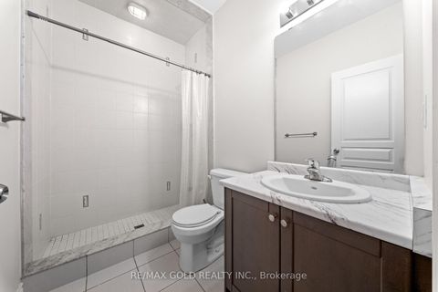 Photo 11 at 600 Mactier Drive, Kleinburg, Vaughan