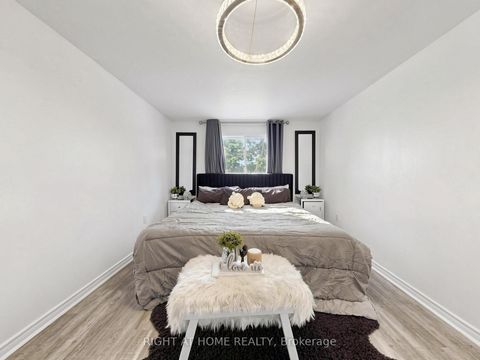 Photo 25 at 207 Hickling Trail, Grove East, Barrie