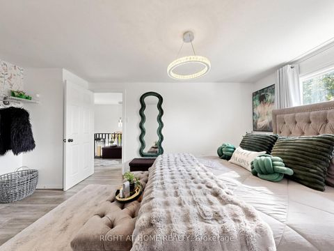 Photo 31 at 207 Hickling Trail, Grove East, Barrie