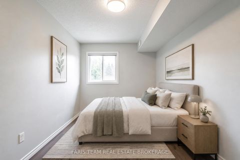 Photo 16 at 76 - 243 Ferndale Drive S, Ardagh, Barrie