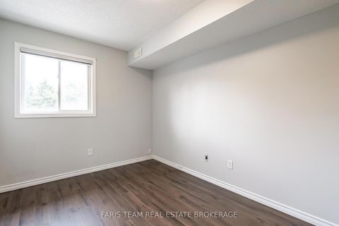 Photo 17 at 76 - 243 Ferndale Drive S, Ardagh, Barrie