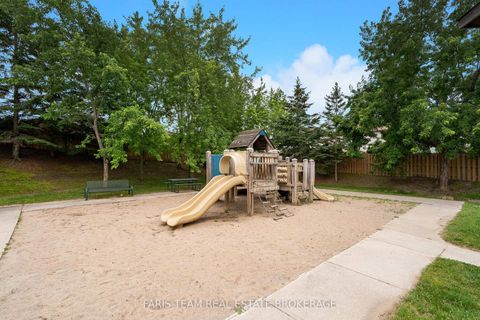 Photo 23 at 76 - 243 Ferndale Drive S, Ardagh, Barrie