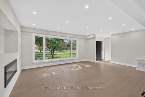 Photo 8 at 11 Faircroft Boulevard, Cliffcrest, Toronto