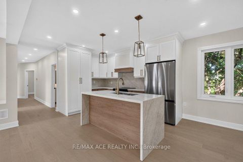 Photo 13 at 11 Faircroft Boulevard, Cliffcrest, Toronto