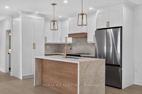 Photo 14 at 11 Faircroft Boulevard, Cliffcrest, Toronto