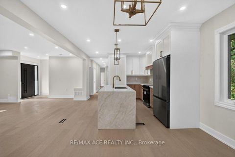 Photo 15 at 11 Faircroft Boulevard, Cliffcrest, Toronto