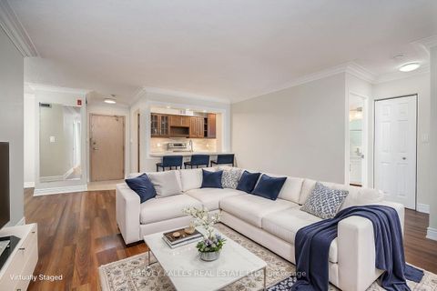 Photo 7 at 521 - 20 Southport Street, Swansea, Toronto