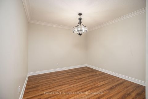 Photo 13 at 521 - 20 Southport Street, Swansea, Toronto
