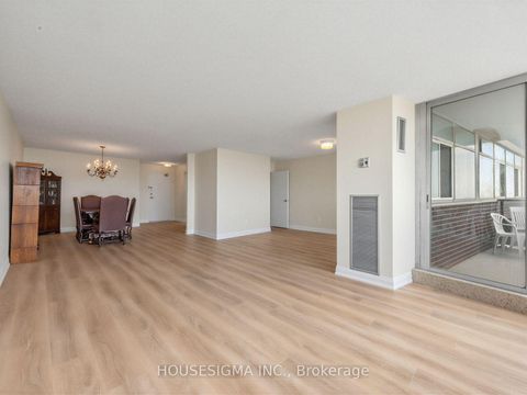 Photo 6 at 2307 - 3151 Bridletowne Circle, L'Amoreaux, Toronto