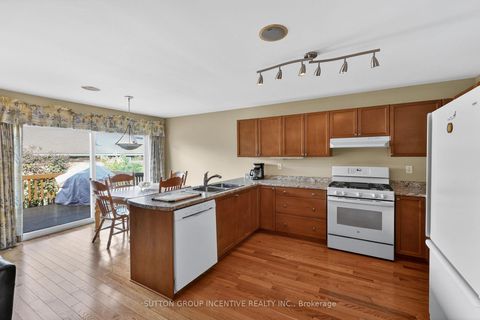 Photo 18 at 101 Lion's Gate Boulevard, Little Lake, Barrie