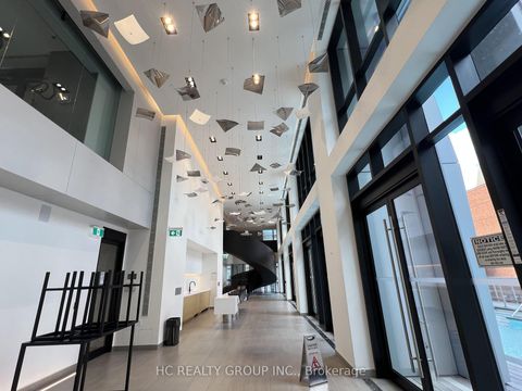 Photo 17 at 4512 - 1 Yorkville Avenue, Annex, Toronto